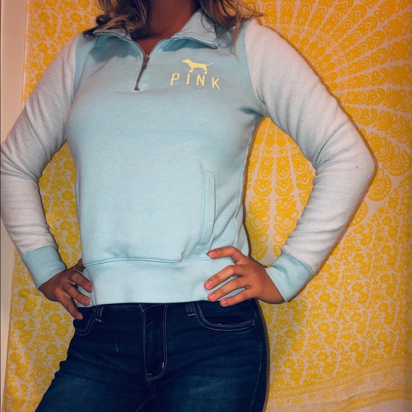 Victoria secret pullover - Picture 2 of 2